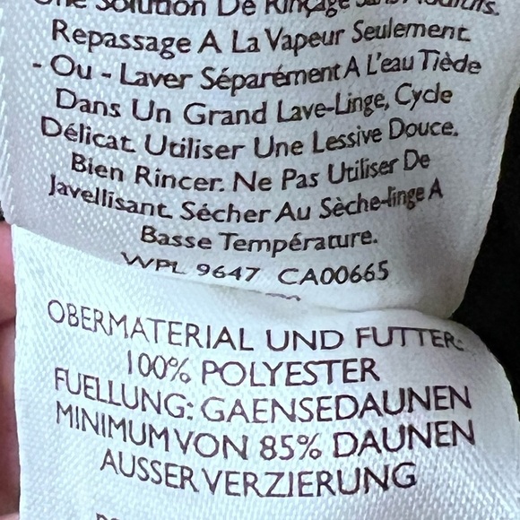 Eddie Bauer Down Vest red black yellow Plaid Small  pockets Zip Snap Enclosure - Picture 7 of 14